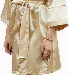 Top 10 π Merkloos Badjas Kimono Satijn Dames -100% Polyester Satijn – Champagne Kleurige Kamerjas - One Size (36-42) π 10 Top 10 π Merkloos Badjas Kimono Satijn Dames -100% Polyester Satijn – Champagne Kleurige Kamerjas - One Size (36-42) π -Pyjama-s-dames Winkel 227x840 1