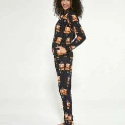 Gloednieuw ๐ Cornette Katoenen Huispak Dames | Joggingpak Dames | Trainingspak Dames | 3-delig | Lange & Korte Mouw Lange Broek | Bear 2 465/292 L ๐ 15 Gloednieuw ๐ Cornette Katoenen Huispak Dames | Joggingpak Dames | Trainingspak Dames | 3-delig | Lange & Korte Mouw Lange Broek | Bear 2 465/292 L ๐ -Pyjama-s-dames Winkel 550x688 2