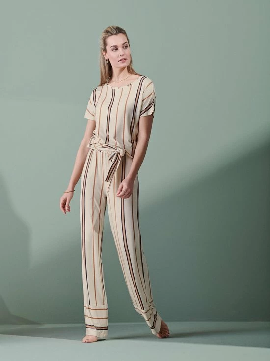 Uitgang โญ ESSENZA Ellen Meryl Top Korte Mouw Vanilla - L ๐ฅฐ 7 Uitgang โญ ESSENZA Ellen Meryl Top Korte Mouw Vanilla - L ๐ฅฐ - Afbeelding 5