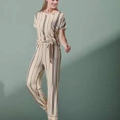 Uitgang โญ ESSENZA Ellen Meryl Top Korte Mouw Vanilla - L ๐ฅฐ 13 Uitgang โญ ESSENZA Ellen Meryl Top Korte Mouw Vanilla - L ๐ฅฐ -Pyjama-s-dames Winkel 550x733 56