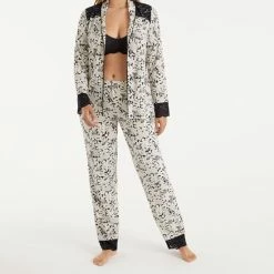 Nieuw 😉 Promise - Breeze Pyjama - Maat XL - Off-white Zwart - Dames 🎉 -Pyjama-s-dames Winkel 550x756 3