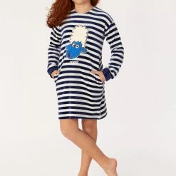 Korting 😉 Woody Slaapkleed Velours Meisjes/dames - Donkerblauw-wit Gestreept - Schaap - 222-1-NIL-V/928 - Maat S 👏 15 Korting 😉 Woody Slaapkleed Velours Meisjes/dames - Donkerblauw-wit Gestreept - Schaap - 222-1-NIL-V/928 - Maat S 👏 -Pyjama-s-dames Winkel 550x768