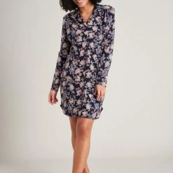 Gloednieuw π Schiesser Feminine Floral Comfort Fit Vrouwen Nachthemd - Donkerblauw - Maat 44 𧨠11 Gloednieuw π Schiesser Feminine Floral Comfort Fit Vrouwen Nachthemd - Donkerblauw - Maat 44 𧨠-Pyjama-s-dames Winkel 550x795 9