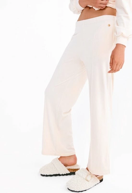 Korting β¨ Lords & Lilies Lords X Lilies - Broek - Ecru - Maat L π₯° 3 Korting β¨ Lords & Lilies Lords X Lilies - Broek - Ecru - Maat L π₯°